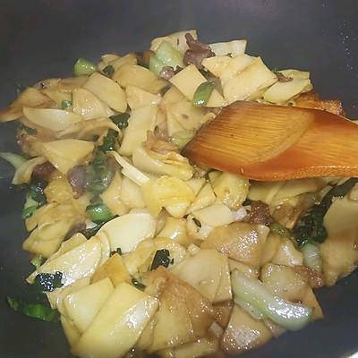 炒年糕的10种家常做法，炒年糕的10种家常做法有哪些（炒年糕年年高升这么做特别好吃）