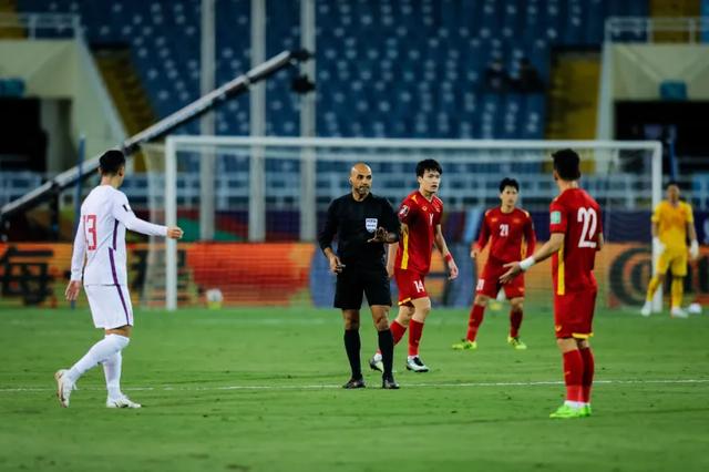 即时比分赔付率手机版,体育赛事资讯软件(国足胜从赛前1赔1.72变为1赔19) 即时比分赔付率手机版,体育赛事资讯软件(国足胜从赛前1赔1.72变为1赔19)