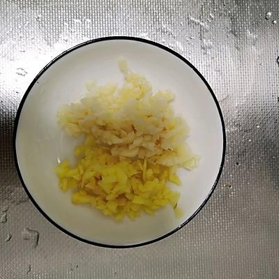 牛肉菜椒怎么炒好吃，牛肉菜椒怎么炒好吃又简单（青椒炒牛肉）