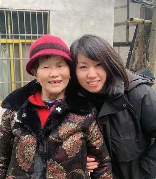 重庆女子高中学校，重庆女子高中学校有哪些（只为给她一个惊喜……）