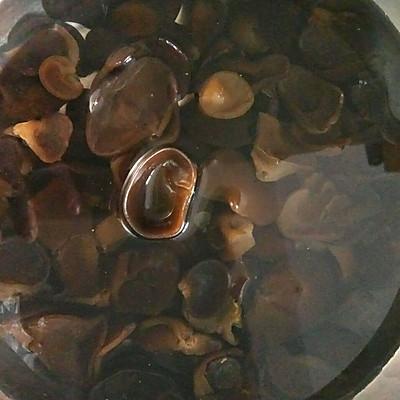 木耳煮几分钟熟，木耳煮多久几分钟能熟（爽口木耳）
