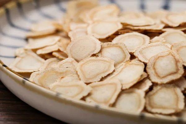 长期熬夜怎么调整回来，长期熬夜过后该怎么补回来（助您减轻熬夜对身体的伤害）