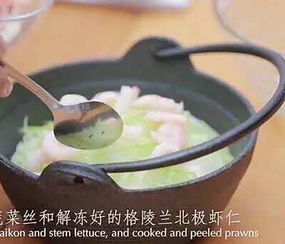 海螃蟹怎么做好吃，清蒸海蟹怎么做（加拿大雪蟹北极虾海鲜粥）