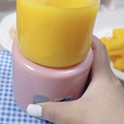 杨枝甘露的原料是什么，杨枝甘露的原料是什么蜜雪冰城（比奶茶店还豪华的-杨枝甘露）