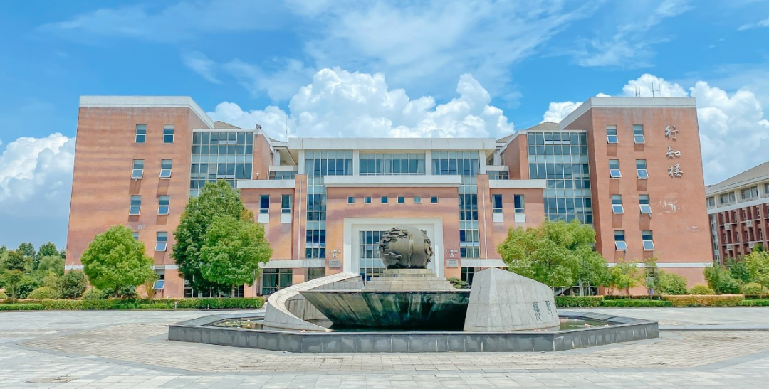 南京高铁学校(南京高铁乘务专业学校)