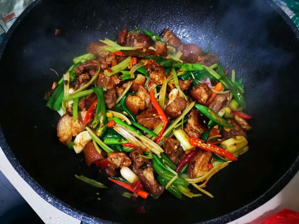 猪蹄膀怎么做好吃，新鲜猪蹄膀怎样做好吃（一周吃六次都嫌少）