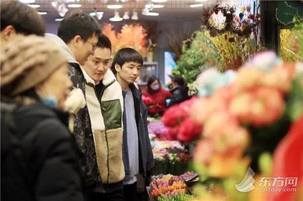 永生花多少钱一支，永生花价格查询（沪上花商进货靠“抢”……还买吗）