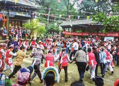 白族的传统节日，白族的节日（中华民族欢庆春节之白族）
