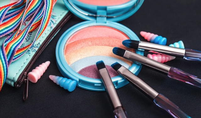 眼影哪个牌子好，哪个牌子的眼影好用（珂莱欧有望成为网红爆款）