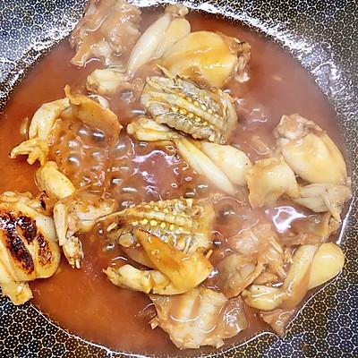 烤牛蛙的做法，烤牛蛙的做法大全视频烤盘（有料惊“喜”#香辣牛蛙）