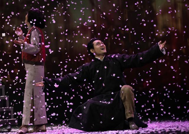 不疾不徐的出处，不疾不徐的意思是（袁弘：人生，不疾不徐丨人物）