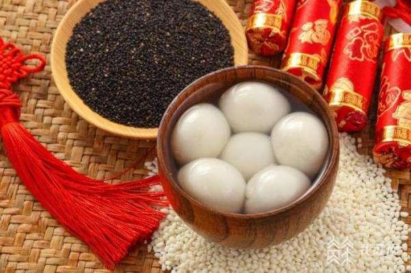 上元节吃什么传统食物 元宵节传统美食及习俗盘点，上元节吃什么传统食物（这些关于元宵节的知识了解一下）