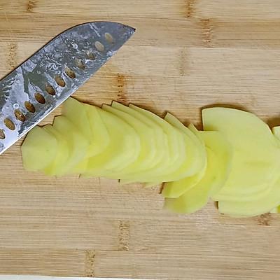 土豆丝汤怎么做，土豆丝汤怎么做好吃（复刻冬奥会菜品 土豆汤）