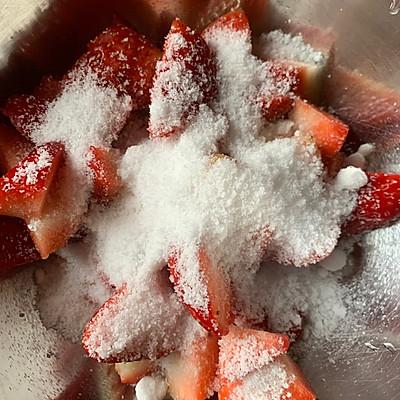「酱料」可涂抹一切的YYDS草莓酱