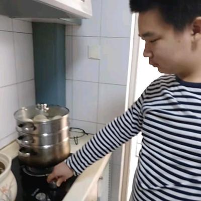 小馒头蒸多长时间，南瓜小馒头蒸多长时间（蒸馒头最细教程最香的吃法）