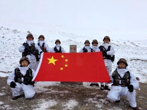 只要就造句，只要就造句二年级简单一句话（“只要能爬得动山）