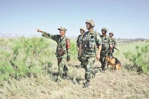 只要就造句，只要就造句二年级简单一句话（“只要能爬得动山）