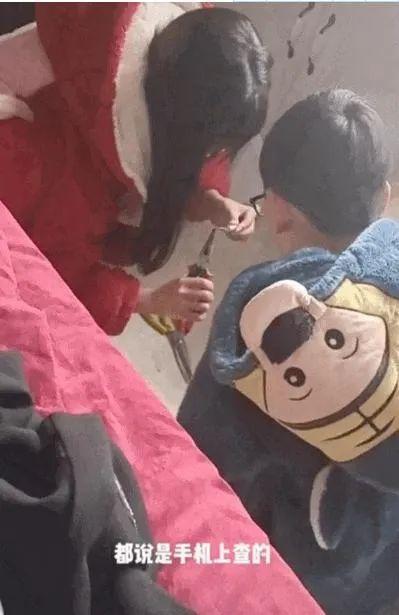 保险箱没电了打不开怎么办，电子保险箱没有电了如何打开（自学成才用笔盖打开了保险箱）