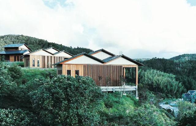 云岭在哪里，西南云岭在哪里（永嘉云岭山地温泉省级旅游度假区）