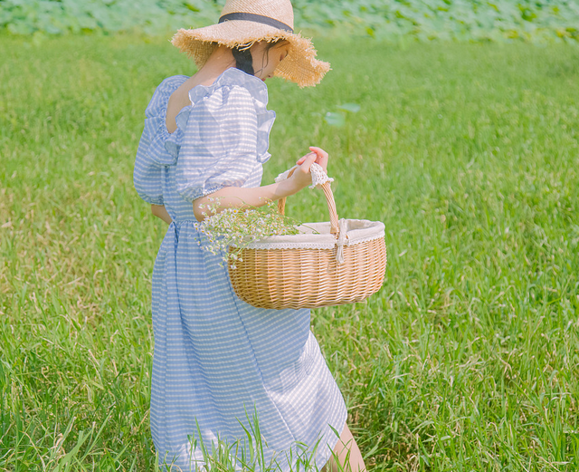 「青未了」安宇影专栏 | 春风花草香