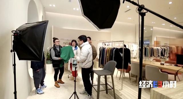 什么牌子的羊毛衫好，羊毛衫哪个牌子质量好有那些（浙江濮院却成“全国最大羊毛衫集散地”）