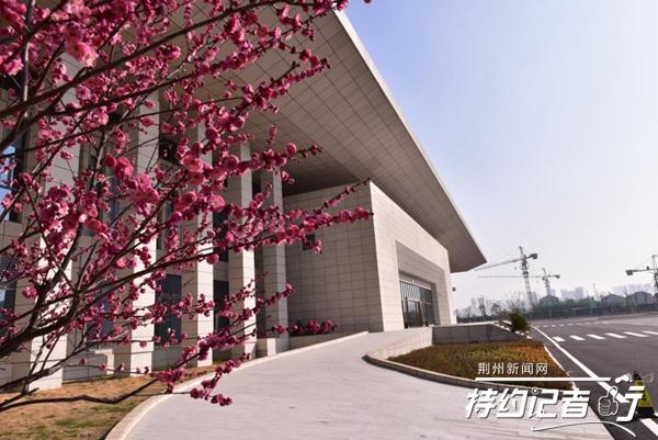 荆州职业技术学校，荆州职业技术学院怎么样好不好（荆州首屈一指的综合报告厅）