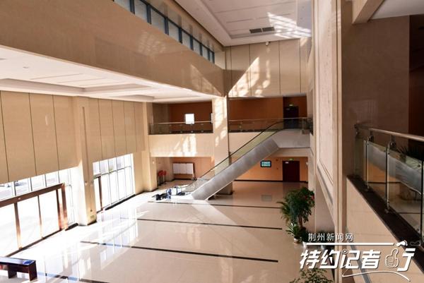 荆州职业技术学校，荆州职业技术学院怎么样好不好（荆州首屈一指的综合报告厅）