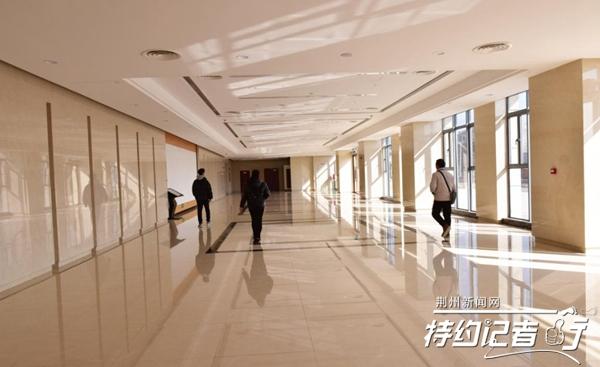 荆州职业技术学校，荆州职业技术学院怎么样好不好（荆州首屈一指的综合报告厅）