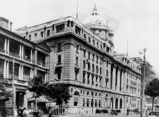 英国的标志性建筑物是什么，英国的著名建筑（英国的著名建筑物简笔画）