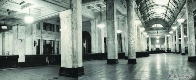 英国的标志性建筑物是什么，英国的著名建筑（英国的著名建筑物简笔画）