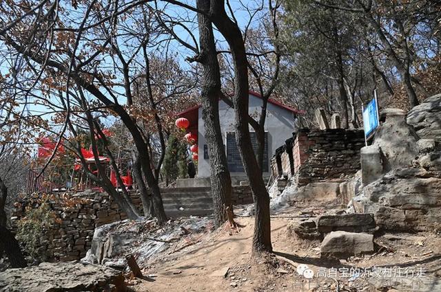 山东临沂东师古村，东师古村恐怖在哪儿（爬上朝山看库区）