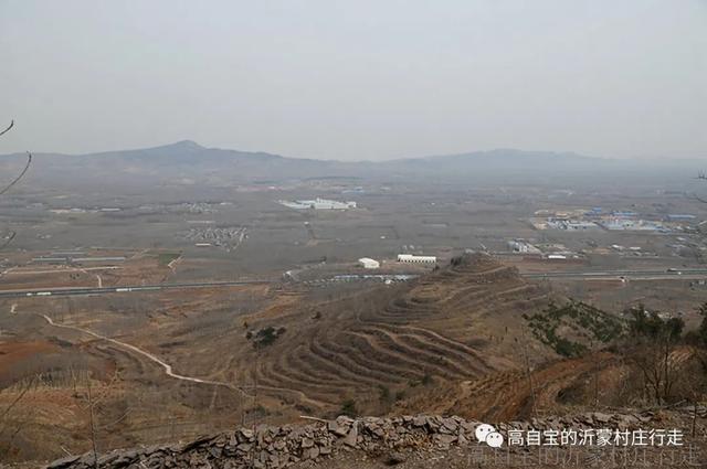 山东临沂东师古村，东师古村恐怖在哪儿（爬上朝山看库区）