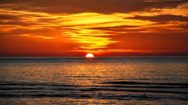 下午2点到3点是什么时辰，晚上8点到9点是什么时辰（夜读丨细说十二时辰）