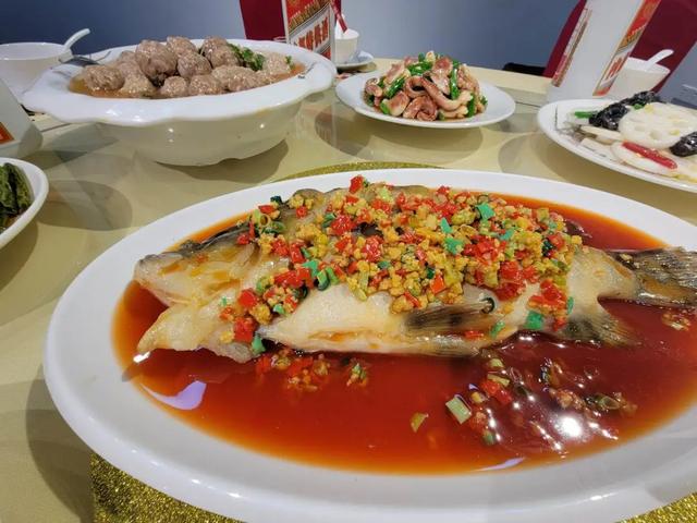 餐桌小游戏，餐桌小游戏4人（让这个00后制作人的微信被加爆了）