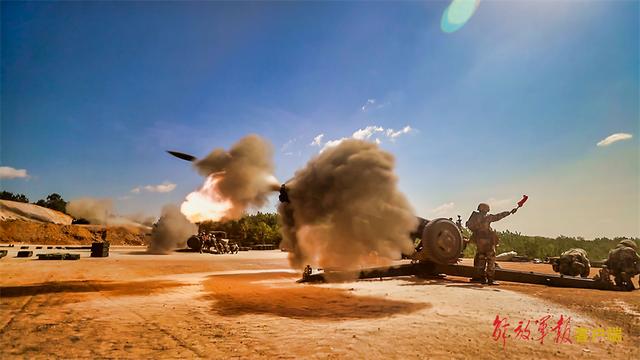 各兵种军人训练超燃，直击第75集团军某旅多兵种联合训练