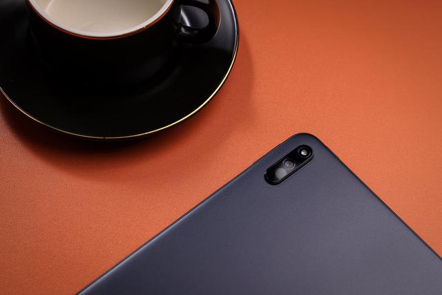 平板电脑怎么分屏，儒教网平板电脑可不可以分屏（新一代HUAWEI）