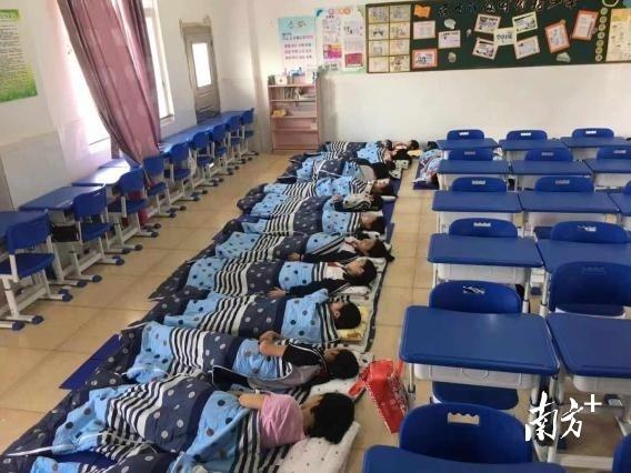北滘承德小学,为这些努力让学生躺着睡的顺德公办小学点赞 