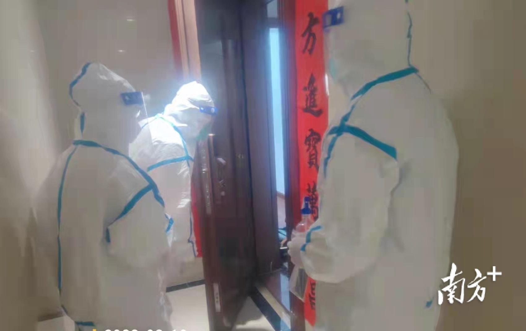 松岗红星社区维修家电上门 宝安松岗：10条关爱热线2500宗电话守护万家灯火