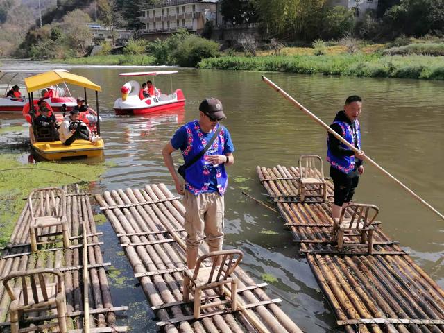 云南电视台大口马牙，陈翔六点半毛毛（云南电视台“大口马牙周末秀”说走就走栏目组到禄丰拍摄）