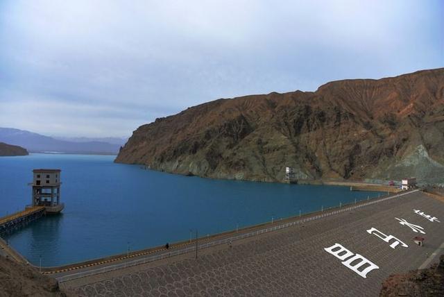 地上河在长江哪个河段，长江下游是地上河吗（浇好“第一桶”丰收水——农村水网夯实粮食安全后盾）