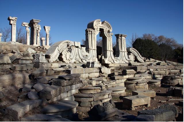 关于圆明园的简介，圆明园简介（京华物语丨曾被誉为万园之园的圆明园）