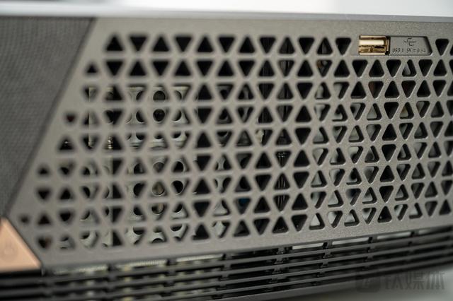 海信电视怎么投屏，海信电视怎么投屏爱奇艺视频（客厅进入影院时代最好的注解）