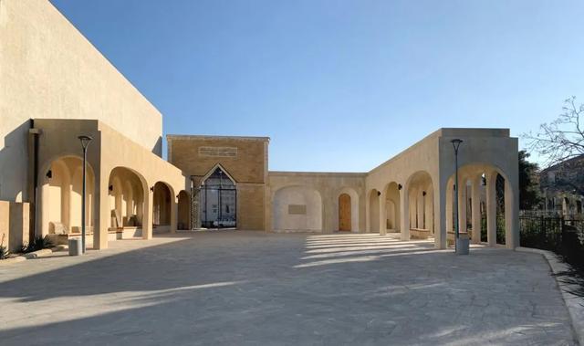 女孩叫crystal的意思，crystal是什么意思（那些诞生于“死亡空间”的永恒与新生）