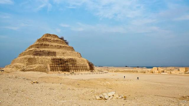 金字塔是哪个国家的，金字塔在哪个国家（关于金字塔的几个真相）