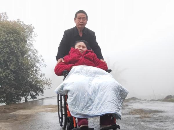 放弃我是你的错铃声，哪个铃声好听（一首歌他唱了10年）