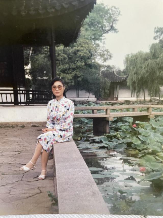 卡哇伊是什么意思，卡哇伊是骂人的意思吗（24岁，已经不配穿Lo裙了）