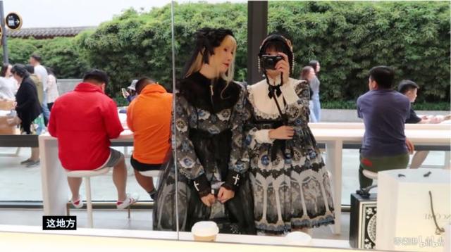 卡哇伊是什么意思，卡哇伊是骂人的意思吗（24岁，已经不配穿Lo裙了）