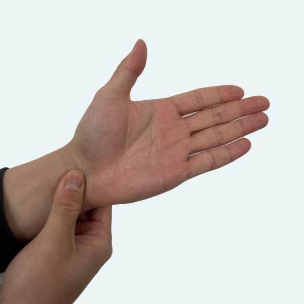 鼠标手有什么症状，鼠标手有什么症状表现（折磨人的“鼠标手”该怎么办）