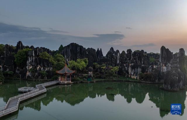 石林在云南的什么地方，云南石林风景区（天空之眼探秘云南石林）