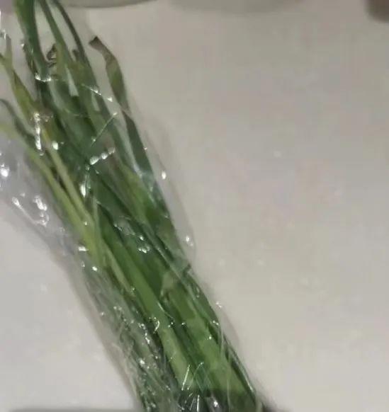 一听可乐是多少瓶，一听可乐是一瓶还是一箱（12听可乐换出来个小超市）